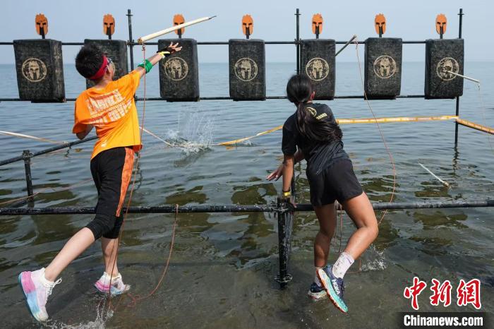 2025斯巴达勇士儿童赛重返上海 小勇士们完成自我