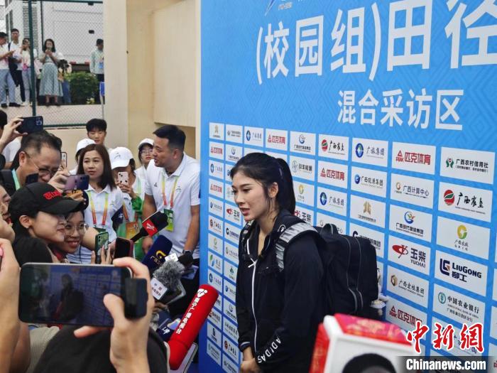 杭州亚运抢跑风波再起，吴艳妮称人生遇瓶颈应