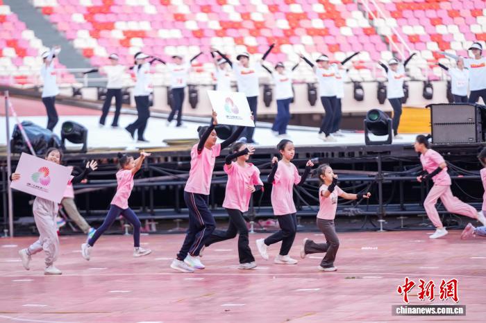 残特奥会开幕式动员大会启动 场内排练全面展开