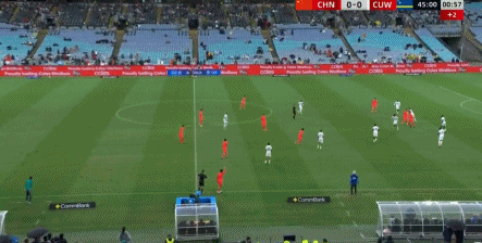 邵佳一执教首秀告捷 中国男足2-0力克世界杯新军