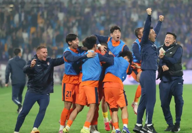 补时绝平！青岛海牛逆转津门虎保级希望重燃